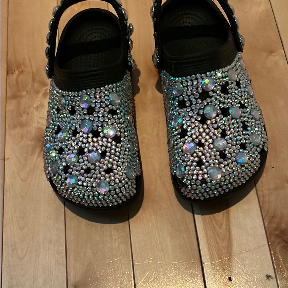 UGG Handmade Sparkling Fun Slides - Picture 8 of 8